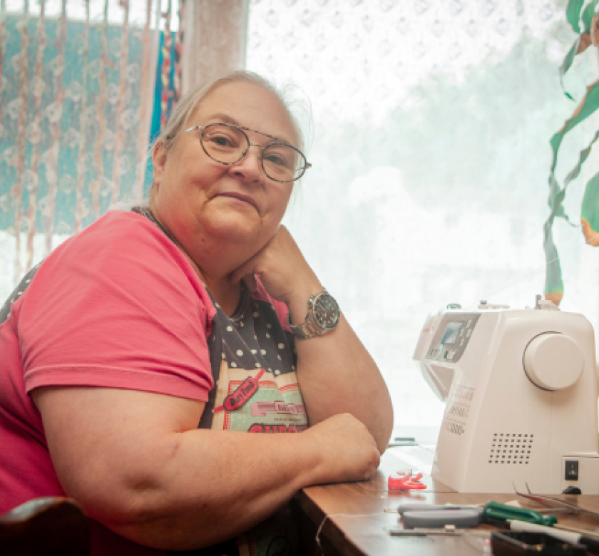 Geneviève Coll, la Couturière volante, participera à l'événement Troc & tisane le 25 octobre à La Centrale Matanie.